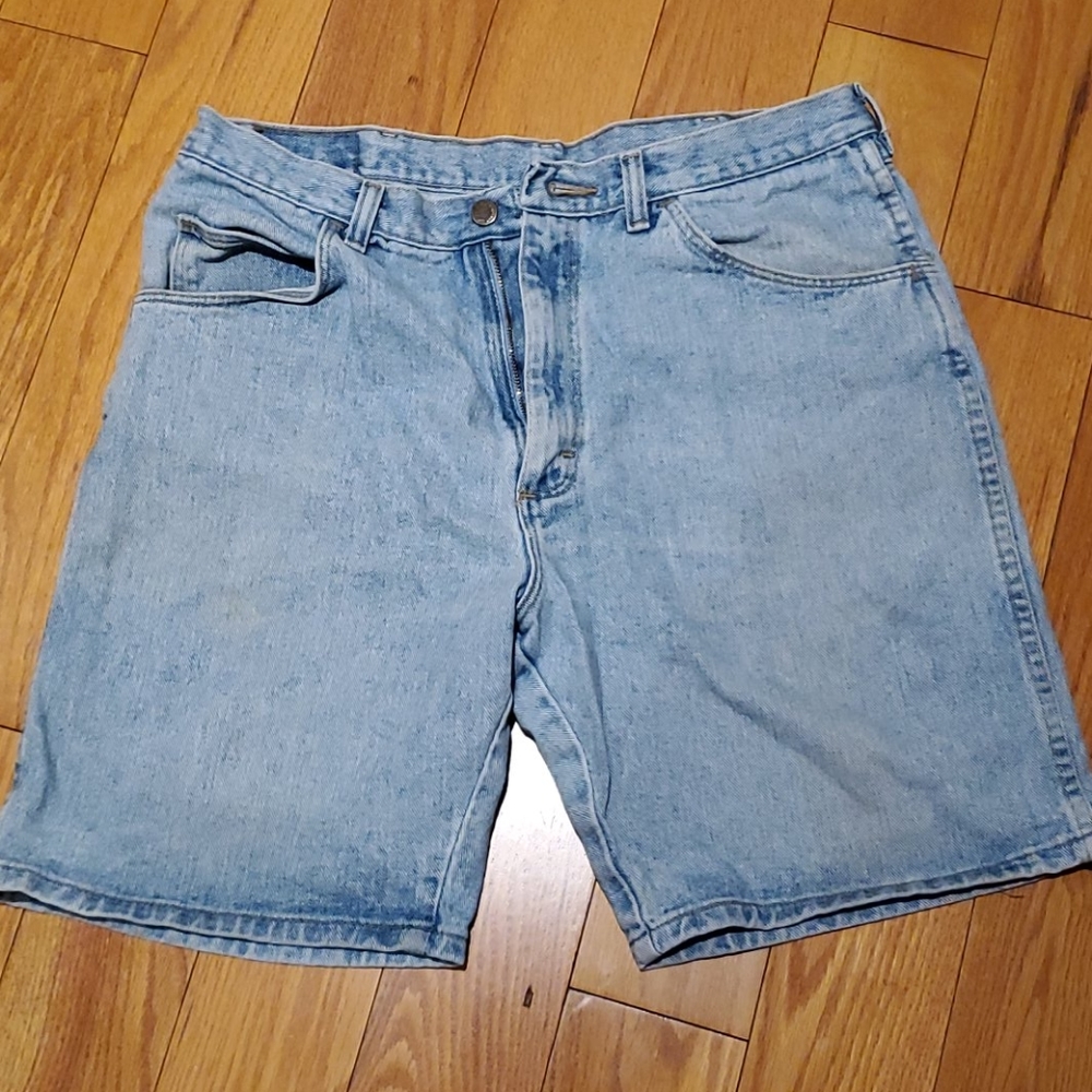 Men's Wrangler shorts